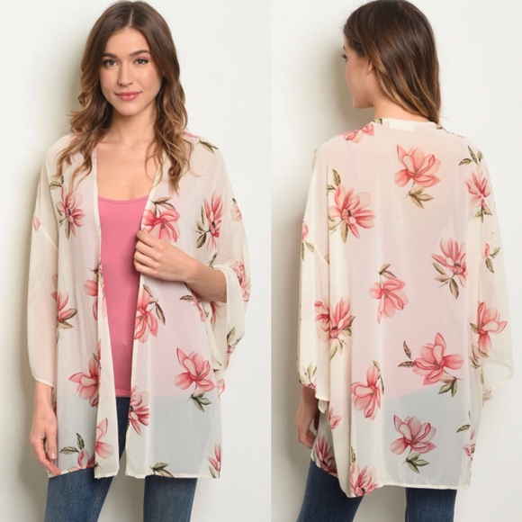 Sweaters - 🌸CREAM WITH FLOWER PRINT CARDIGAN